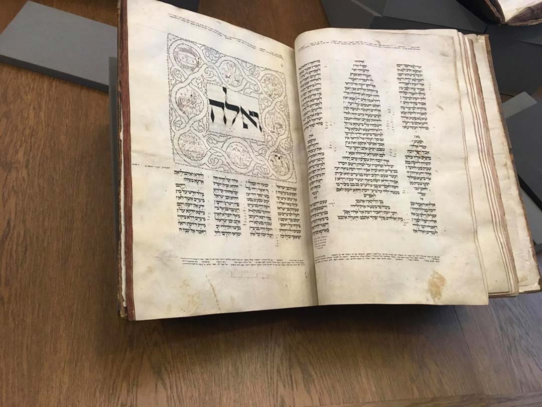 original paleo hebrew manuscripts